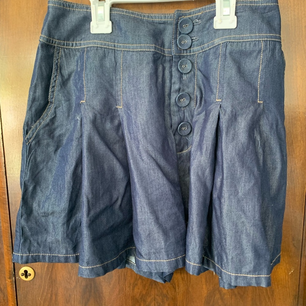 Anthropologie Moon River Blue Pleated Shorts Front Button Closure - size XS